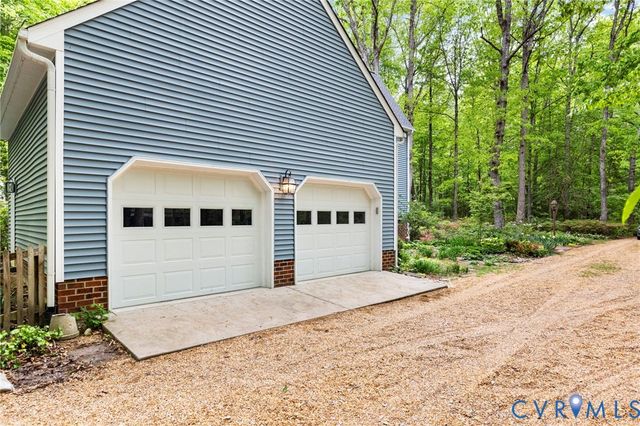 11515 Wood Brook Rd, Glen Allen, VA 23059