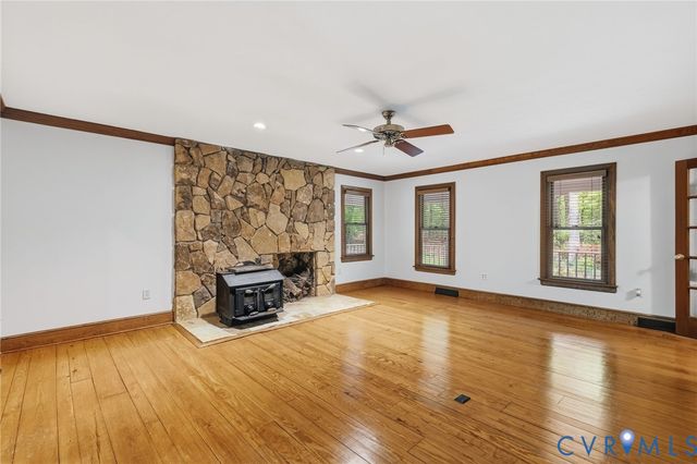 11515 Wood Brook Rd, Glen Allen, VA 23059