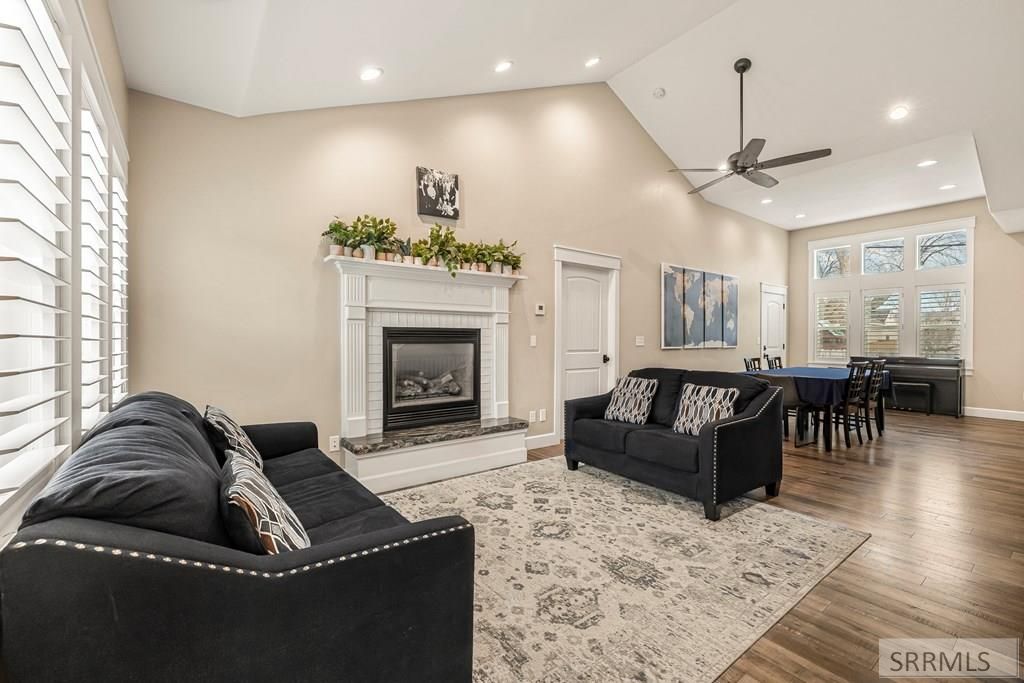 Image 5 of property listing at 172 Charles Place, Rexburg, ID 83440