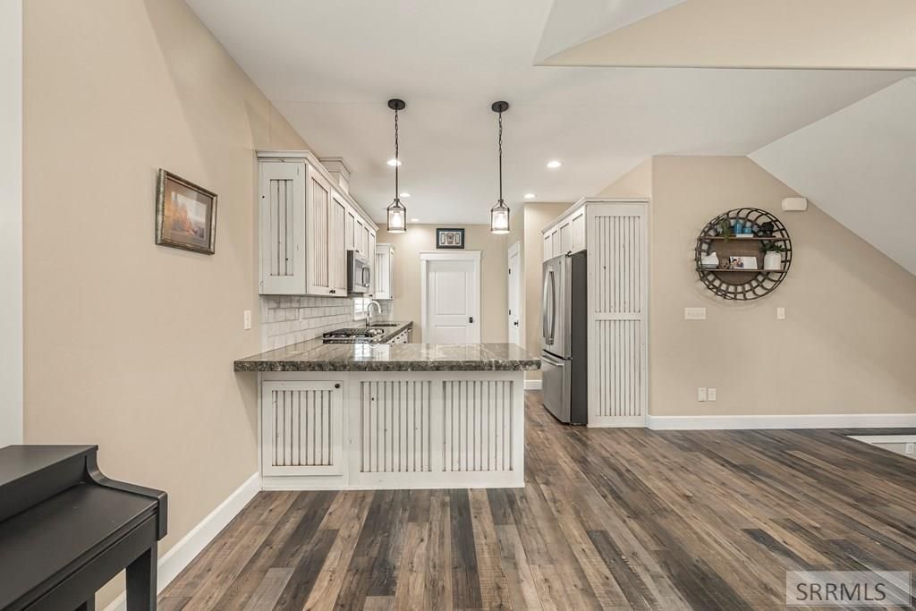 Image 8 of property listing at 172 Charles Place, Rexburg, ID 83440