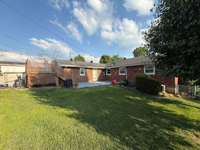 528 Estes Drive, Winchester, KY 40391