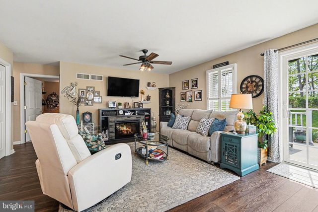 9 CREEK BANK DRIVE, Mechanicsburg, PA 17050