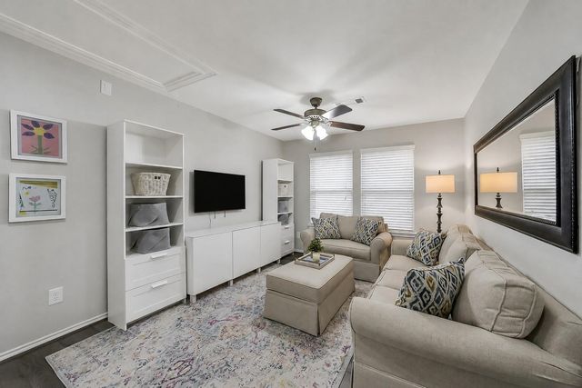 1910 Barrel Oak Drive, Houston, TX 77080