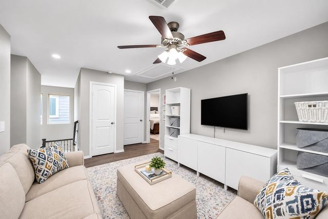 1910 Barrel Oak Drive, Houston, TX 77080