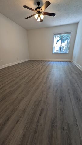 7117 Brendam Lane, Houston, TX 77072