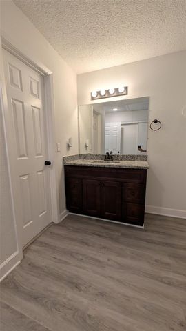 7117 Brendam Lane, Houston, TX 77072