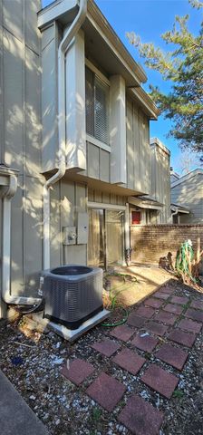 7117 Brendam Lane, Houston, TX 77072