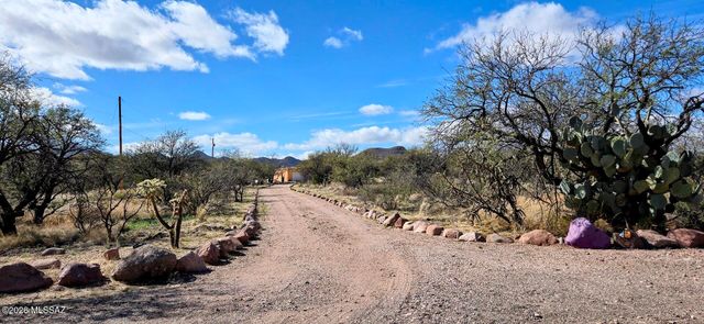 6 Nielson Lane, Tubac, AZ 85646