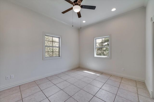 190 CHALK BLUFF CT, Driftwood, TX 78619