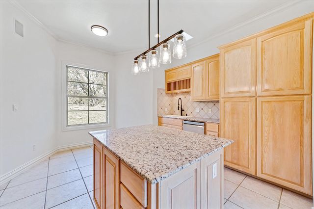 190 CHALK BLUFF CT, Driftwood, TX 78619