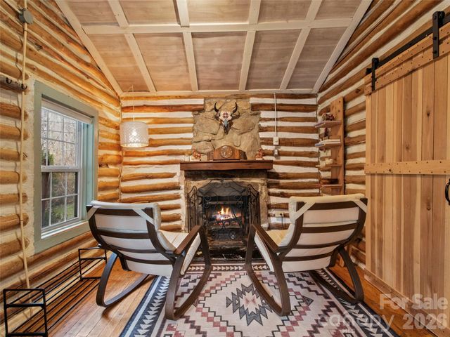 142 Cold Spring Road, Burnsville, NC 28714
