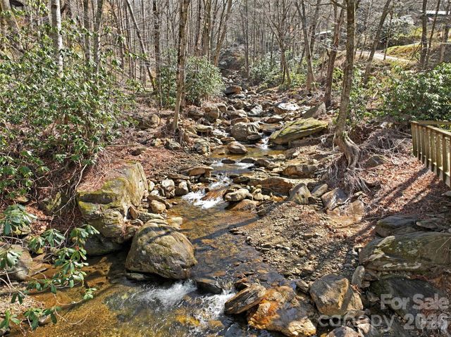 142 Cold Spring Road, Burnsville, NC 28714