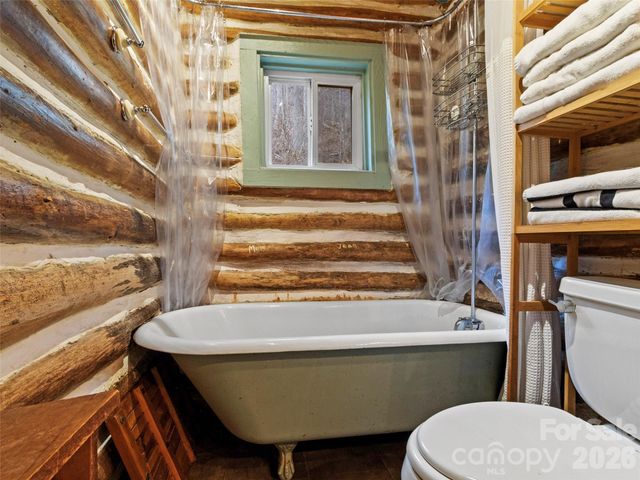 142 Cold Spring Road, Burnsville, NC 28714