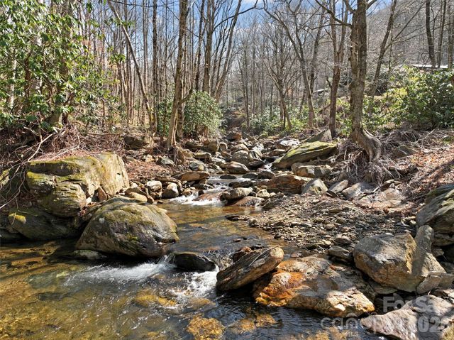 142 Cold Spring Road, Burnsville, NC 28714