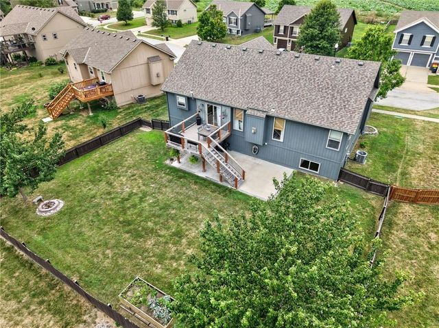 901 N Birch Street, Kearney, MO 64060
