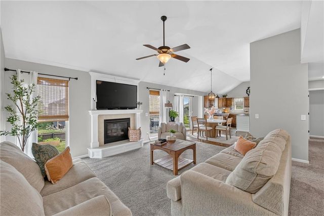 901 N Birch Street, Kearney, MO 64060