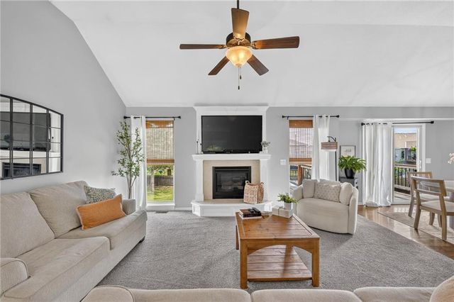 901 N Birch Street, Kearney, MO 64060
