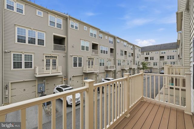 8202 N CHANNEL DR, Greenbelt, MD 20770