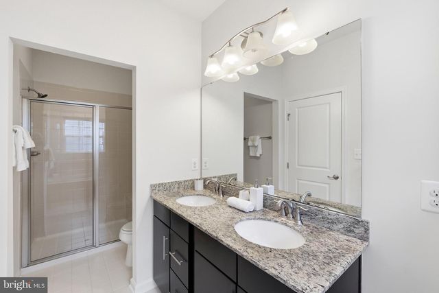 8202 N CHANNEL DR, Greenbelt, MD 20770