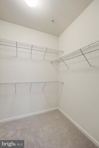 8202 N CHANNEL DR, Greenbelt, MD 20770