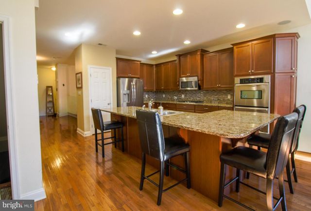 102 MERIDIAN BLVD, Bear, DE 19701