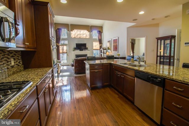 102 MERIDIAN BLVD, Bear, DE 19701