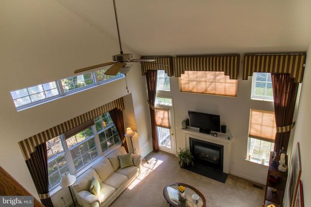 102 MERIDIAN BLVD, Bear, DE 19701