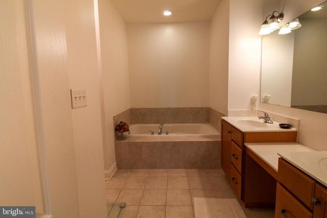 102 MERIDIAN BLVD, Bear, DE 19701