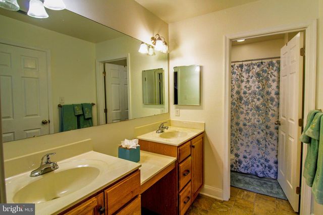 102 MERIDIAN BLVD, Bear, DE 19701