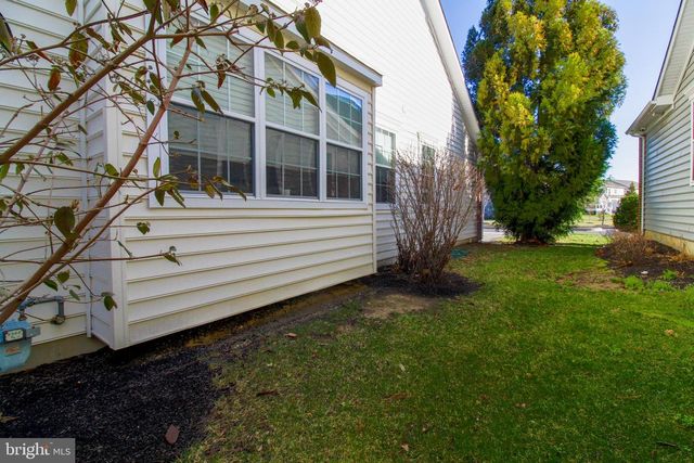 102 MERIDIAN BLVD, Bear, DE 19701