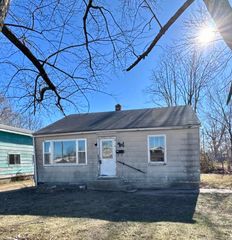 1638 E Florida Street, Springfield, MO 65803