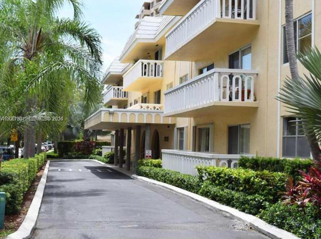 100 Edgewater Drive 344, Coral Gables, FL 33133