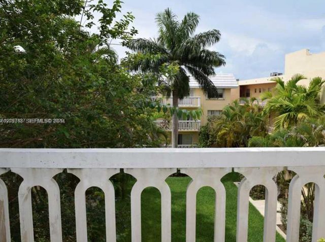 100 Edgewater Drive 344, Coral Gables, FL 33133