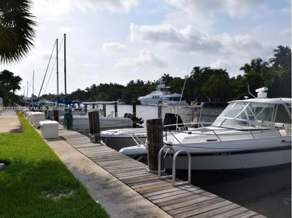 100 Edgewater Drive 344, Coral Gables, FL 33133