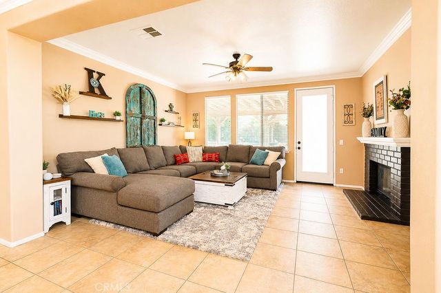 27744 Crestknoll Court, Murrieta, CA 92563