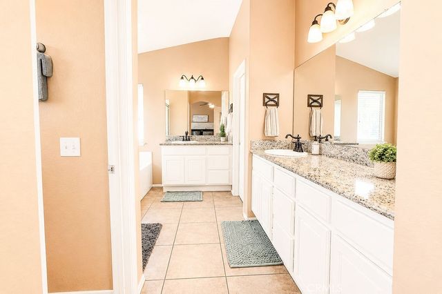27744 Crestknoll Court, Murrieta, CA 92563