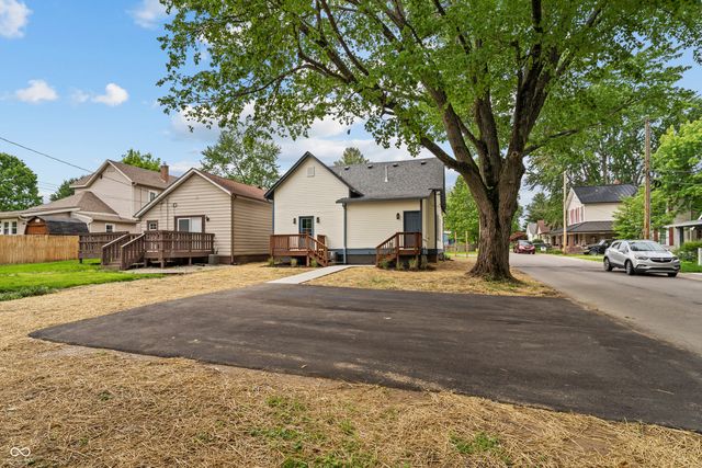 599 E Adams Street, Franklin, IN 46131