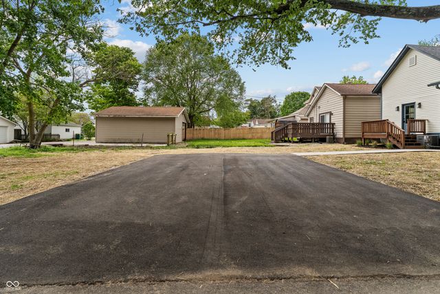 599 E Adams Street, Franklin, IN 46131