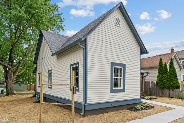 599 E Adams Street, Franklin, IN 46131