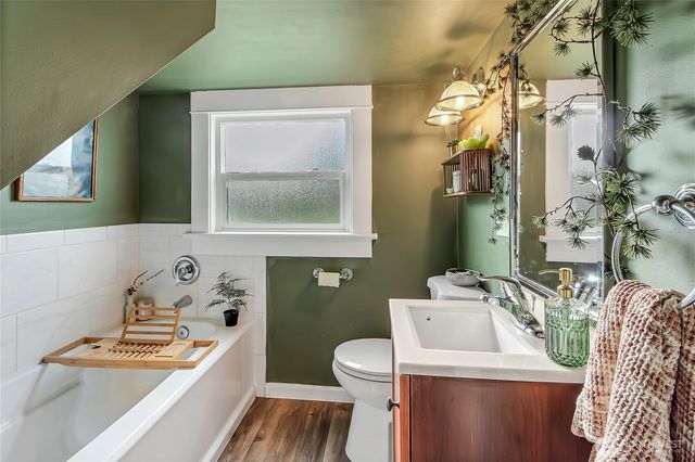 1117 S 61st Street, Tacoma, WA 98408