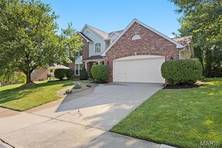 1302 Bossler Lane, O'fallon, IL 62269