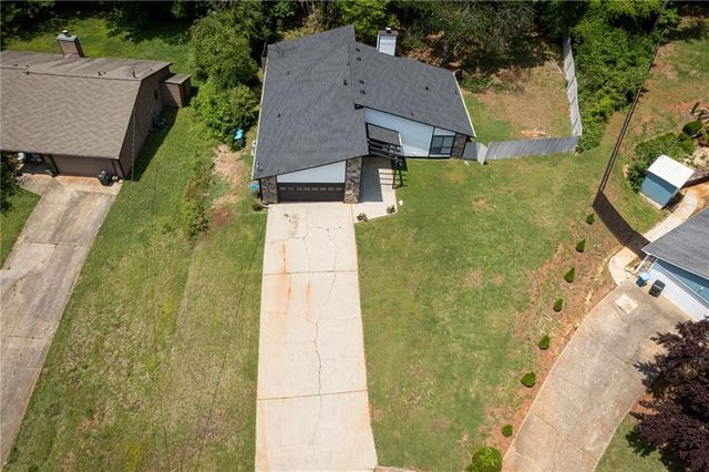 812 Steeple Chase Drive, Lawrenceville, GA 30044