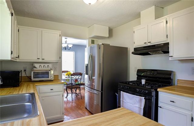 812 Steeple Chase Drive, Lawrenceville, GA 30044