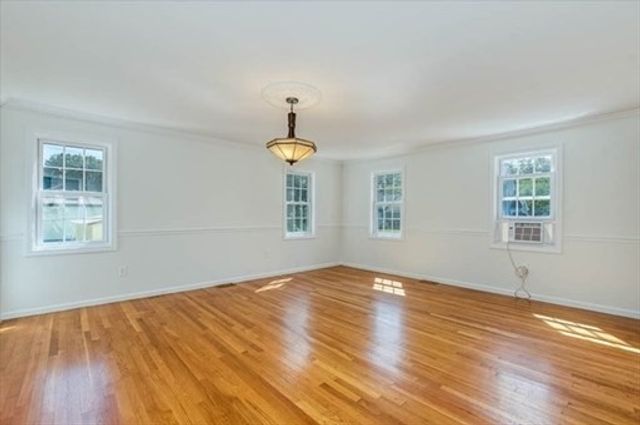 3 Oakhill Ave, Foxboro, MA 02035