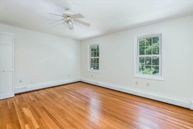 3 Oakhill Ave, Foxboro, MA 02035