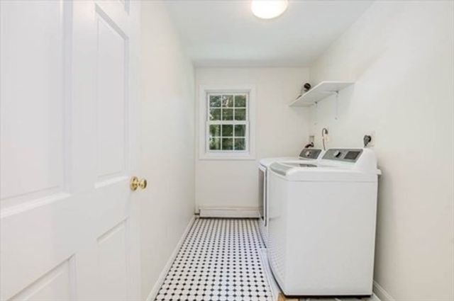 3 Oakhill Ave, Foxboro, MA 02035