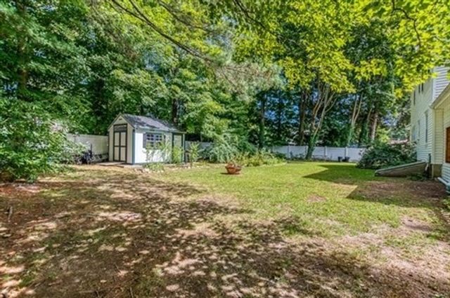3 Oakhill Ave, Foxboro, MA 02035