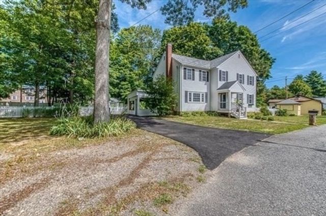 3 Oakhill Ave, Foxboro, MA 02035