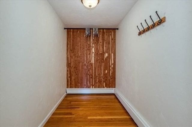 3 Oakhill Ave, Foxboro, MA 02035