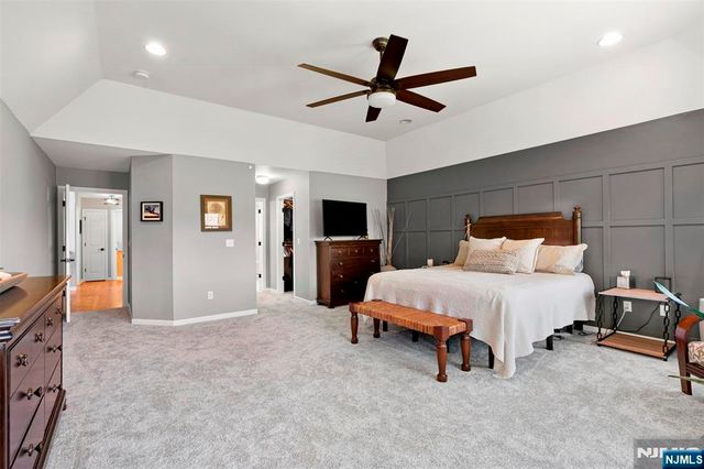 14 Wentworth Court, Hamburg, NJ 07419